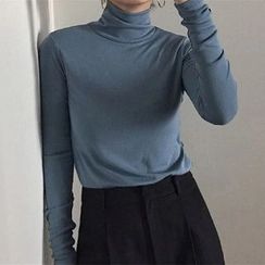 My Saved Items - Free Shipping on orders over | YesStyle 90s Tops, Layered Long Sleeve T Shirt, Shirts Korean, Vintage Long Dress, Black And White T Shirts, Autumn Sleeve, High Neck Designs, Layered Long Sleeve, Fall Tee