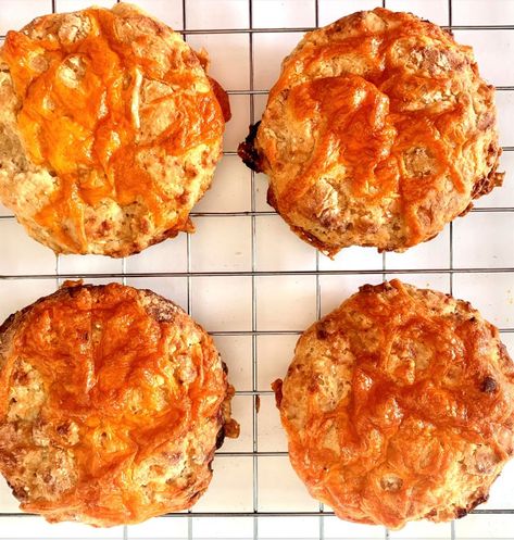 Cheese & Caramelised Onion Scones - Best Recipes UK Onion Scones, Caramelised Onion, Cheese Scones, Savory Scones, Scones Recipe, Scone Recipe, Egg Breakfast, Grated Cheese, Caramelized Onions