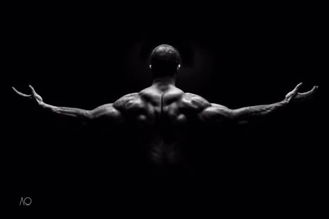 Fitness Photography Ideas, Male Body Silhouette, Body Builder Wallpaper, Body Builder Aesthetic, Body Builder Photography, Strong Man Muscle, Body Builder Pose, Bodybuilder Photography, Gym Men Photography