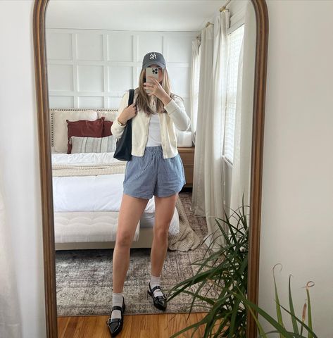 ATTACHMENT: 6 Files 🗃️ // Boxer Short Outfit Inspo — SAVE for later 🫶🏼 - - #boxershortsforgirls #boxershortstyle #boxershortoutfits #boxershortsforwomen comfy style, casual style, casual looks, casual outfits, chic style, street style, street style inspo, women’s outfit inspo, outfit ideas, trending Boxer Short Outfits, London Wardrobe, Casual Outfits Chic, Boxer Shorts Outfit, Boxer Shorts For Women, Shorts Ootd, 2024 Fits, Casual Summer Outfits For Women, Flats Outfit