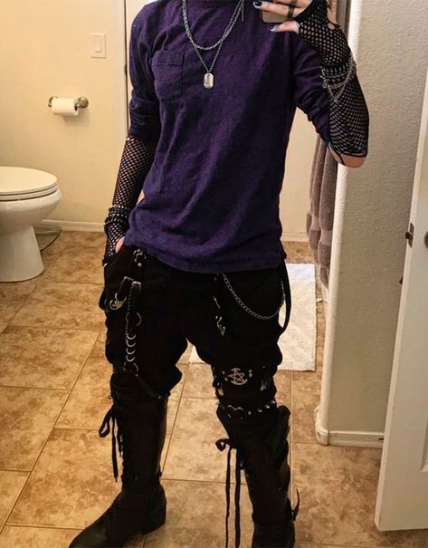 Health Goth Men, Ryan Romulus, Whimsigoth Men, Gothic Clothes Men, Goth Guy Outfits, Hot Male Outfits, Masculine Goth, Goth Mens Fashion, Punk Outfits Men