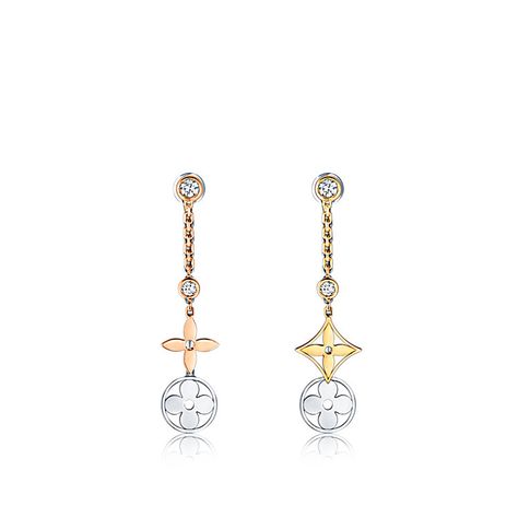 Blossom long earrings, 3 golds and diamonds in Women's Jewellery and Timepieces Fine Jewellery collections by Louis Vuitton Louis Vuitton Necklace, Louis Vuitton Jewelry, Jewels Rings, Louis Vuitton Official, Fine Jewelry Designers, Diamond Drops, Fine Jewelry Collection, Diamond Drop Earrings, Chain Earrings