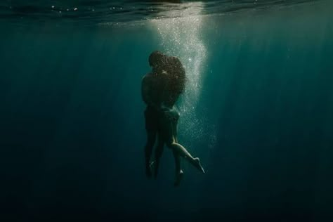 Underwater Kiss, Shape Of Water, Aquarius Aesthetic, Couple Poses Drawing, Rainy Street, Dark Hedges, The Shape Of Water, Poses Drawing, Village Girl