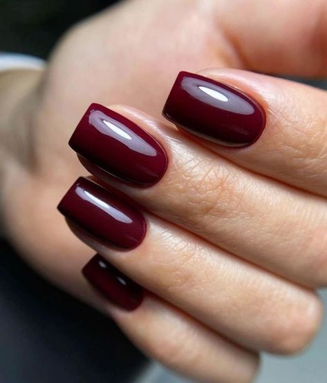 🍷 Dreaming of a chic manicure? Discover 30 stunning wine nails designs to try in 2024 for a sophisticated, stylish look! These rich, wine-inspired shades range from matte burgundy to glossy reds, ideal for any occasion. Perfect for making a bold, elegant statement! #WineNails #Chic2024 #NailInspo #BurgundyNails #ElegantStyle Wine Nails Designs, Vamp Nails, Vampy Nails, Red Chrome Nails, Blood Nails, Chic Manicure, Nail Polish Gift, Dark Red Nails, Wine Nails