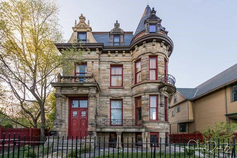 Franklin Castle 04-26-2017 -- Located on the north side of Franklin Boulevard across from West 44th Street Franklin Castle, Ohio State Reformatory, Creepy History, Ohio History, Most Haunted Places, Ghost Tour, Scary Places, Most Haunted, Urban Sketchers