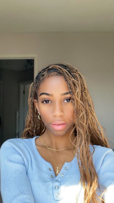 Knotless braids Honey Goddess Braids, Honey Blonde Goddess Braids, Small Goddess Braids, Honey Blonde Box Braids, Goddess Knotless Box Braids, Honey Blonde Knotless Braids, Honey Blonde Braids, Blonde Knotless Braids, Goddess Knotless