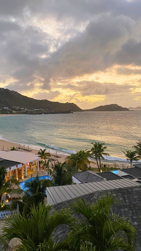 Book your stay at Cheval Blanc Saint-Barth through Ourisman Travel for complimentary breakfast, resort credits, and more. 🌴✨ Read how on our blog! Ocean Room, St Barths, Best Spa, Caribbean Travel, Tropical Foliage, Hotel Reservations, Saint Barth, Happy Things, St Barth