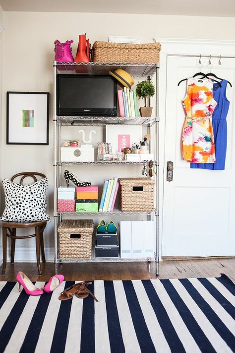 How to Style Wire Shelves for a Living Space & Kitchen // styling by Alaina Kaczmarski // shelving // storage // living // organizing // #decor // striped rug // feminine space // television storage // photography by Jennifer Kathryn Ikea Omar, Funky Bedroom, Apartment Decoration, Winter Craft, Home Goods Decor, Living Room Storage, Wire Shelving, A Living Room, Organization Bedroom