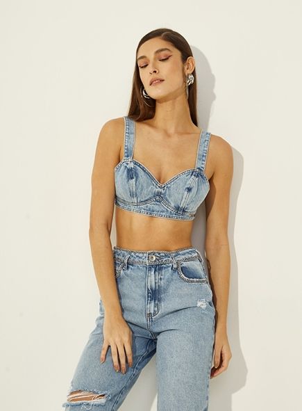 Jean Crop Top Outfit, French Style Outfits, Crop Top Jeans, Minimalist Fashion Outfits, Fashion Trousers, Top Jeans, Denim Crop Top, Casual Outfit Inspiration, 90s Fashion Outfits