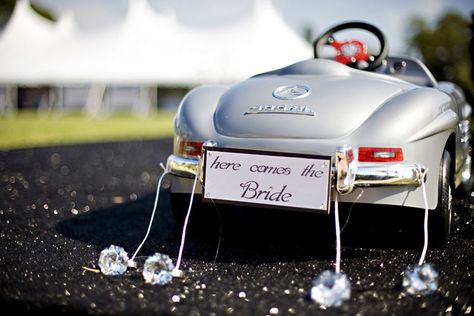 Ring bearer car. Nice if they had one just in Raz's size. Do you think he'd like it? Ring Bearer Entrance Ideas, Ring Bearer Flower Girl, Wedding Content, Ring Boy, Ring Bear, Bridesmaid Ideas, Boy Car, Remote Car, Classic Brides