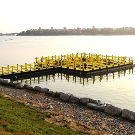 floating fishing plastic pontoon platform in river lake sea https://m.alibaba.com/product/1600103708306/floating-fishing-plastic-pontoon-platform-in.html?__sceneInfo={"cacheTime":"1800000","type":"appDetailShare"} Fishing Platform, Floating Platform, Fish Farming, Floating, Fishing, Lake, Fish