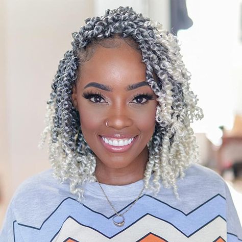 Grey Passion Twists Hairstyle, Grey Crochet Hairstyles, Tiana Passion Twist, Silver Hair Braids, Braiding Ideas, Pixie Braids, Braids Ombre, Passion Twist Hair, Synthetic Braiding Hair