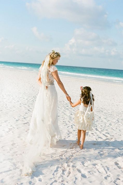 What Are the Responsibilities of a Junior Bridesmaid? Bride And Flower Girl, Beach Wedding Pics, Beach Wedding Attire, Laid Back Wedding, Claire Pettibone, Beautiful Beach Wedding, Beach Wedding Inspiration, Beach Wedding Photography, Beach Wedding Photos