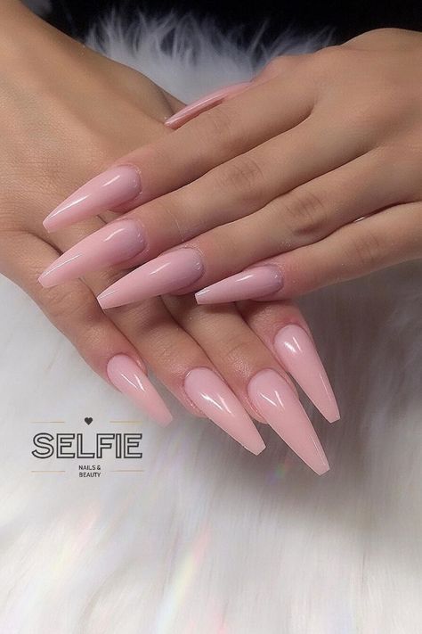 Slim Coffin Acrylic Nails, Long Balerin Nails Designs, Sheer Nail Colors, Pink Colored Nails, Ballerina Pink Nails, Long Ballerina Nails, Cutest Nails, Ballerina Nails Shape, Latest Nails