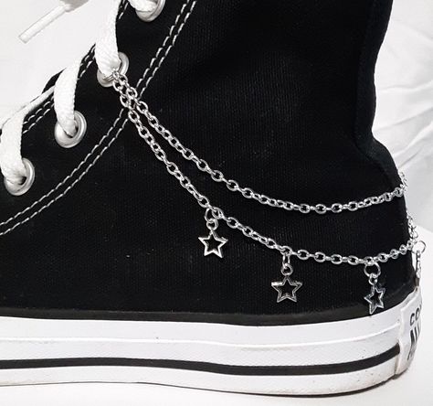 Shining Star Double Chain Canvas High-top Shoe or Boot Chain Available in Silver or Gold Boot Chains, High Top Shoe, Shoe Boot, Body Chains, Metal Charms, Cooler Look, Double Chain, Shining Star, Really Cute Outfits