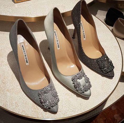 Heels Manolo Blahnik, Manolo Blahnik Heels, Classy Shoes, Shoe Inspiration, Aesthetic Shoes, Elegant Shoes, Gorgeous Shoes, Fabulous Shoes, Fashion High Heels