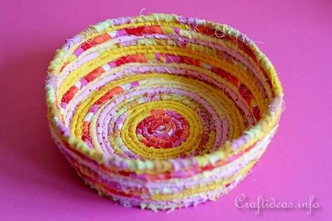 "Bowls like this are perfect in just about any room of the home to keep your small things organzied." Coiled Fabric Bowl, Textile Craft, Fabric Bowl, Coiled Fabric Basket, Coiled Baskets, Fabric Bowls, Fabric Boxes, Crochet Basket Pattern, Scrap Fabric