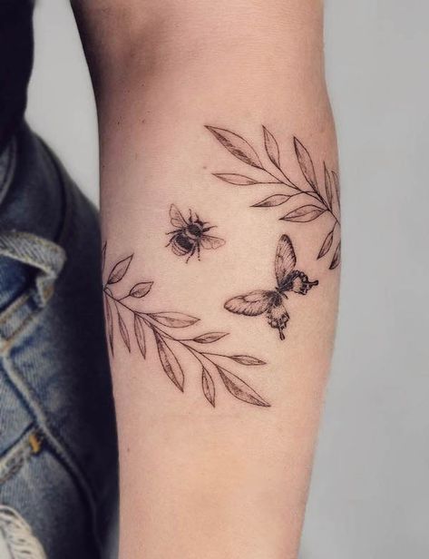 Welsh Tattoo, Butterfly Flower Tattoo, Butterfly With Flowers Tattoo, Garden Tattoos, Wrap Tattoo, Tiny Butterfly, Wildflower Tattoo, Flower Tattoo Shoulder, Vine Tattoos