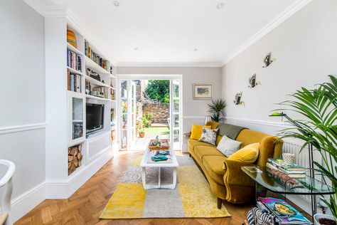 Creating a Focal Point in a room with no fireplace Focal Point Living Room, Victorian Conversion, Basement Flat, Room Focal Point, Narrow Living Room, One Bedroom Flat, Open Plan Kitchen Living Room, Open Plan Living Room, Relaxing Bedroom