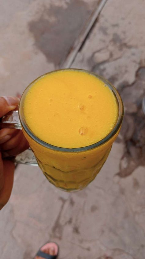 Mango juice Mango Juice Snapchat Story, Mango Juice Snap, Juice Snap, Mango Milkshake, Foodie Pics, Mango Juice, Snap Streak, Snap Food, Juice