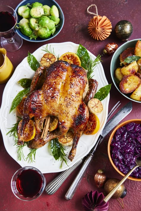 Christmas Spiced Orange Roast Duck - Maldon Salt Christmas Roast Duck, Roasted Duck Recipes, Maldon Salt, Duck Recipe, Duck Confit, Christmas Duck, Christmas Spices, Kitchen Dinner, Christmas Food Ideas