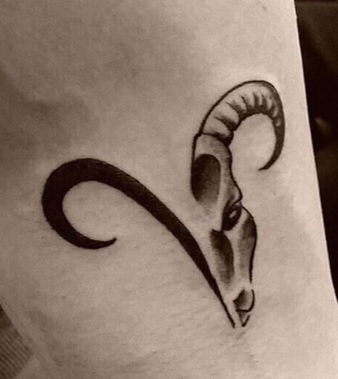 Aries Capricorn Tattoo, Capricorn Small Tattoo, Capricorn Tattoo Ideas, Capricorn Sign Tattoo, Turkey Tattoos, Aries Zodiac Tattoos, Aries Ram Tattoo, Ram Tattoo, Horoscope Tattoos