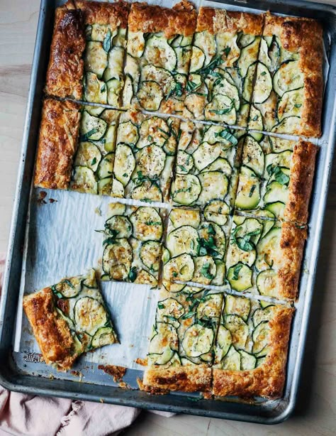 Zucchini Tart, Zucchini Tarte, Rough Puff Pastry, Cheese Tarts, Monday Afternoon, Savory Tart, Flaky Crust, Savory Pie, Snacks Für Party