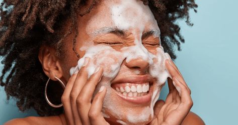 The Do’s and Don’ts of Washing Your Face - Yours, Simplified Teen Facial, Back Facial, Skin Bar, Skincare Habits, Litsea Cubeba, European Facial, Eco Warrior, Glow Skin, Facial Spa