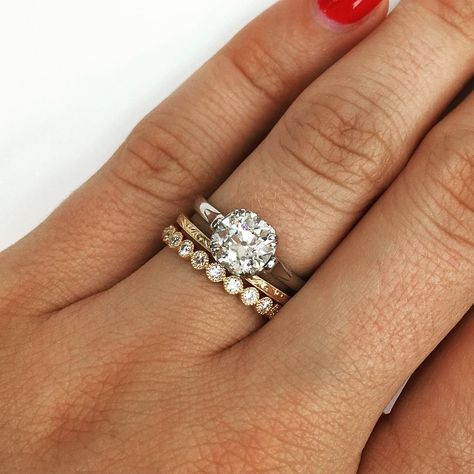 Single Stone Stack!! Love this idea of mixing metals and adding multiple bands. Mixed Metal Wedding Rings Stack Rose Gold, 4 Ring Wedding Stack, Wedding Band Stack Mixed Metals, Mixed Metals Engagement Ring, Halo Ring Stack, Wedding Bands Stacked, Mixed Metal Wedding, Mixed Metal Wedding Rings, Mixed Metals Wedding