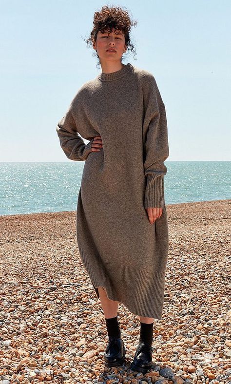 Knitted Dress Outfit, Loose Sweater Dress, Brown Sweater Dress, Knitted Sweater Dress, Sweater Dress Oversized, Sweater Dress Outfit, Knitted Long Sleeve, Long Knitted Dress, Long Sweater Dress