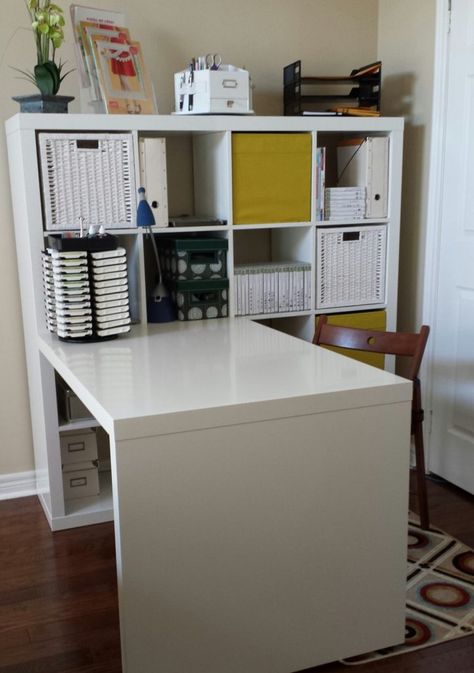 31+ Clever IKEA Kallax Hacks to Organize your Entire Home Expedit Desk, Craft Room Ikea, Craft Room Desk, Craft Room Tables, Ikea Craft Room, Ikea Crafts, Ikea Kallax Hack, Ikea Expedit, Ikea Bookshelves