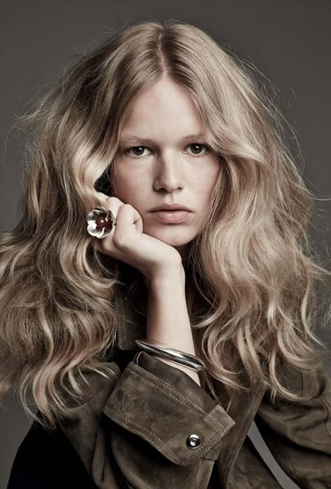 Model Anna Ewers’ domination of the March issue of Vogue Germany continues  with Patrick Demarchelier’s studio images of the sultry ingenue. Sarajane  Hoare marries skin to skin with spring’s neutral-colored suedes and few  accessories. Hair by Odile Gilbert and hair by Christelle Coquet complete  the natural sensualityof these images. 70’s Hairstyles, 1970 Hairstyles, 1970s Hairstyles, Anna Ewers, 70s Hair, Marisa Miller, Patrick Demarchelier, Laetitia Casta, Behati Prinsloo