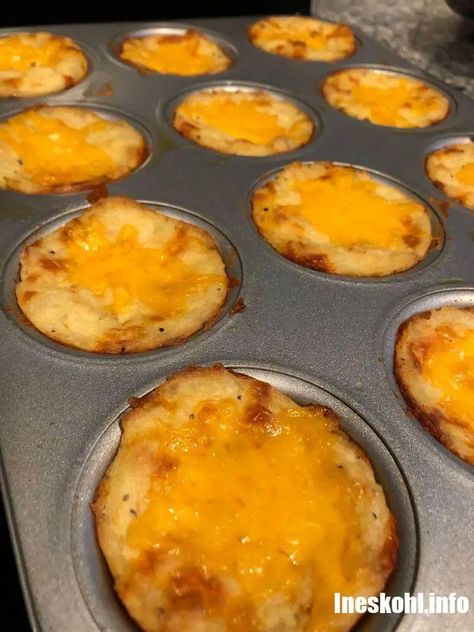 Mashed Potatoes in Muffin | InesKohl Kitchen Ineskohl Kitchen, Potato Muffins, Potato Bites, Leftover Mashed Potatoes, Beef And Potatoes, Potato Cakes, Potato Dishes, Muffin Tin, Yummy Appetizers