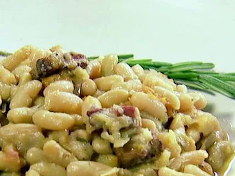 French Flageolet Beans Recipe : Ina Garten : Food Network - FoodNetwork.com Chef Meals, Tasty Vegetables, Ina Garten Recipes, French Recipes, Barefoot Contessa, Beans Recipe, Cooking Videos, Veggie Dishes, Bean Recipes