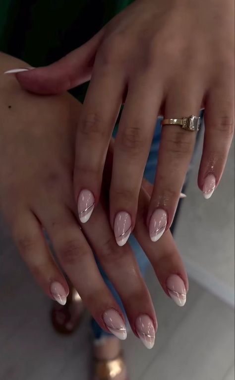 College Grad Nails Ideas, College Grad Nails, French Tip Nails With Gold Accent, Formal Nails Classy, Simple Nail Designs Summer 2024, Debs Nails, Nails Sunset, Dark Gel Nails, Indian Nails