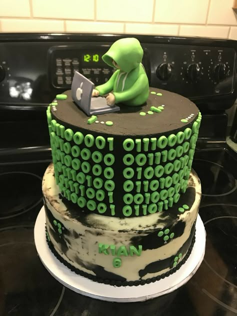 Coding Birthday Cake, Coding Cake Computer, Cake Computer, Cakes 18th Birthday, Birthday Cake For Brother, Dark Websites, Computer Cake, Graduation Party Desserts, Cake For Boyfriend