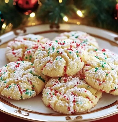 Christmas Ooey Gooey Butter Cookies Gooey Butter Cookies Recipe, Ooey Gooey Butter Cookies, Lemon Cookies Easy, Homemade Peppermint Patties, Gooey Butter Cookies, Cookies Homemade, Holiday Desserts Table, Gooey Cookies, Christmas Baking Recipes