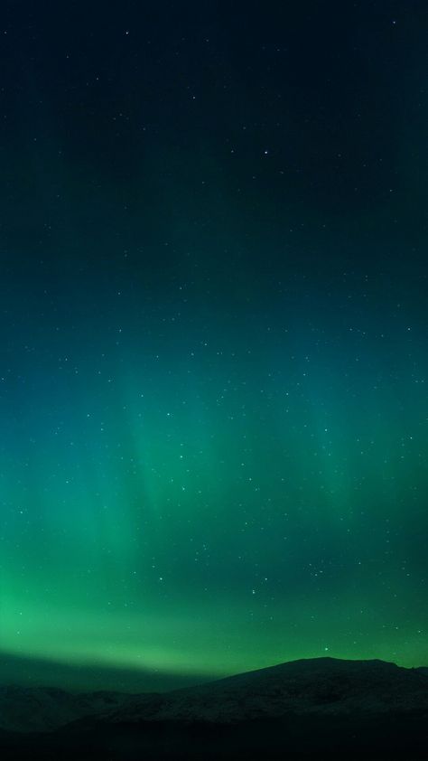 Phone Wallpaper Northern Lights, Aurora Borealis Aesthetic, Northern Lights Painting Watercolors, Aurora Borealis Wallpaper, Aurora Background, Northern Aurora, Green Northern Lights, Northern Lights Wallpaper, Northern Lights Art