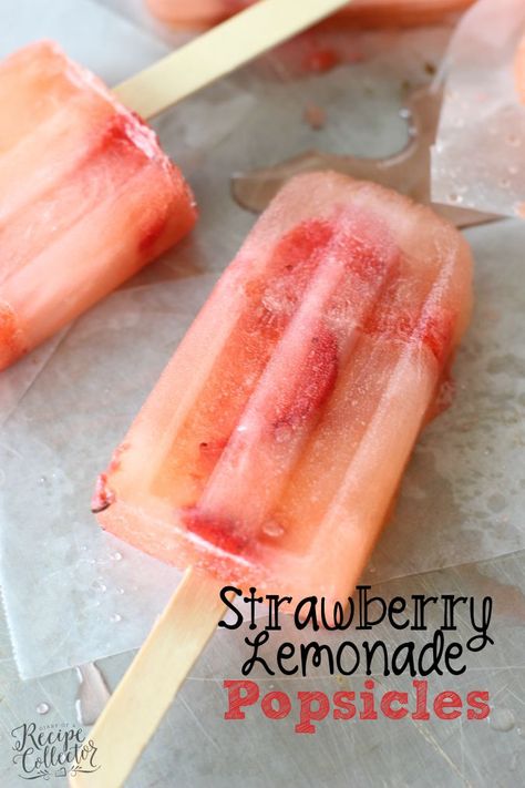 Strawberry Lemonade Popsicles - Popsicle Ideas, Summer Popsicle Recipes, Frozen Pops, Lemonade Popsicles, Healthy Popsicle Recipes, Homemade Strawberry Lemonade, Strawberry Lemonade Recipe, Ice Pop Recipes, Healthy Popsicles