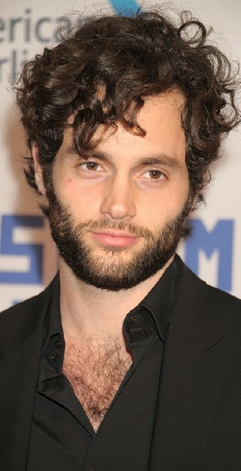 VJBrendan.com: Penn Badgley at the 'Museum of Moving Image’s Salu... Dan Gossip Girl, Tim Buckley, Long Curly Hair Men, John Tucker, Penn Badgley, Beautiful Joe, Kevin Spacey, Drawings Simple, Curly Hair Men