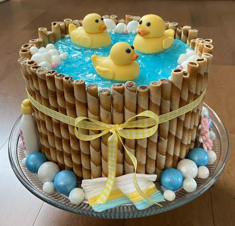 Duck Theme Cake, Duck Party Ideas, Duck Cake Ideas, Duck Birthday Cake, Rubber Duck Cake, Hulk Birthday Cakes, Rubber Ducky Cake, Pond Cake, Farewell Cake