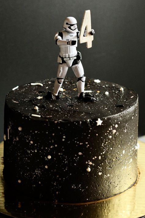 Double Chocolate Star Wars Cake — Betsy Bakes Star Wars Torte, Star Wars Themed Birthday Party, Star Wars Birthday Cake, Second Birthday Cakes, Cake Design Ideas, Chocolate Stars, Galaxy Cake, Star Wars Cake, Star Wars Birthday Party