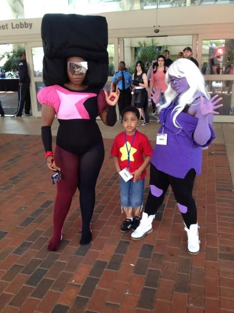 Amethyst Cosplay, Characters Cosplay, Steven Universe Cosplay, Geeky Clothes, Black Cosplay, Cartoon Cosplay, Plus Size Cosplay, Steven Universe Characters, Awesome Cosplay