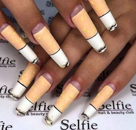 Weird Nail Art, Weird Nails, Ugly Nails, Funny Nails, Bad Nails, Crazy Nail Designs, Crazy Nail Art, Nail Art For Beginners, Crazy Nails