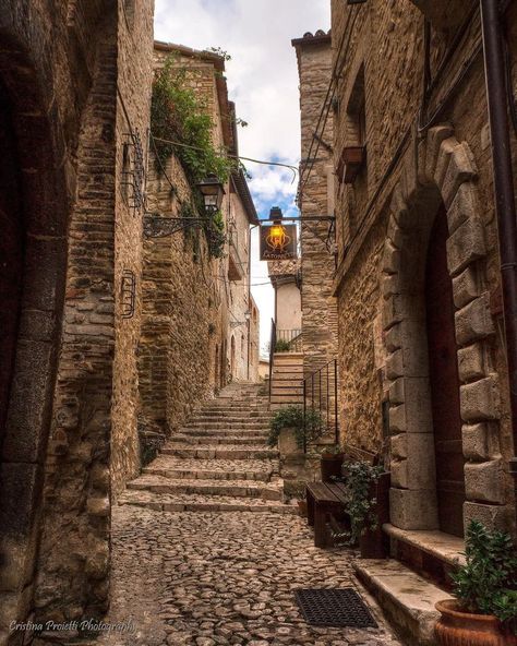 Beautiful Italian neighborhoods Buildings In Italy, Italian Neighborhood, Europe Photos, November 30, Northern Italy, The Neighbourhood, In Italy, Italy, Instagram Photos