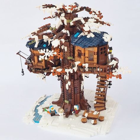 LEGO Ideas Tree House Review & Nature Photos Lego Treehouse Ideas, Lego Tree House Ideas, Lego Nature Ideas, Lego Treehouse, Forest Hideout, Lego Tree Instructions, Lego Friends Tree House, Lego Tree House, Lego Tree Moc