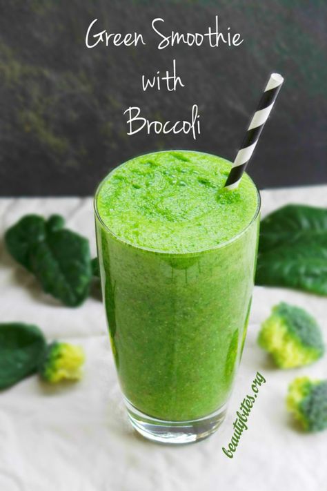 green smoothie with broccoli - Beauty Bites Broccoli Smoothie, Beauty Bites, Recipes Fruit, Kiwi Smoothie, Green Detox Smoothie, Nutribullet Recipes, Healthy Green Smoothies, Smoothie Detox, Broccoli Recipes