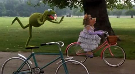 Kermit and Miss Piggy Miss Piggy, Bike, Green