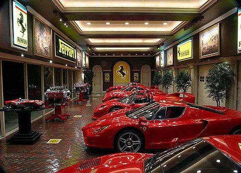 Indoor Ferrari Collector's Garage | by ExoticsAndLuxury Garage Pictures, Auto Garage, Luxe Auto's, Wallpaper Luxury, Cool Garages, Ultimate Garage, Dream Car Garage, Houses In France, Luxury Garage