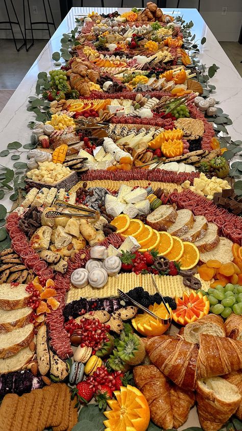 Charcuterie & Cheese Boards | Fruit & Grazing Platters | Utah | 1.5 hours condensed into 30 seconds! #charcuterie #charcuterieboard #cheeseboard #cheese #food #grazingboard #cheeselover #cheeseplatter… | Instagram Big Cheese Board Ideas, Grazing Board Christmas, Grazing Table Layout Template, Grazing Charcuterie Table, Diy Wedding Charcuterie Board, Dinner Grazing Table Ideas, Holiday Grazing Table, Charcuterie Board Big, Cheese Display Wedding